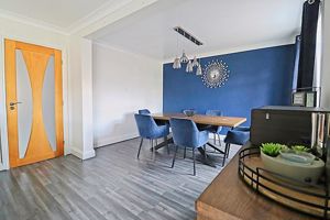 Living Room- click for photo gallery